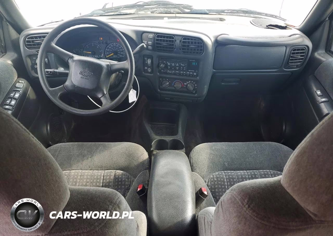 2000 Chevrolet Blazer VIN:1GNDT13W1Y2318697 - 8
