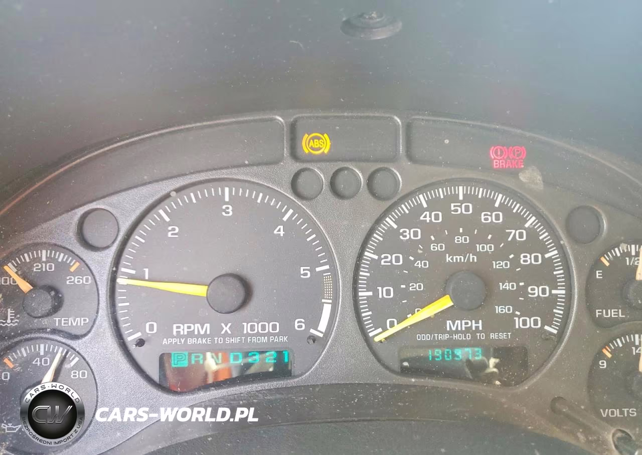 2000 Chevrolet Blazer VIN:1GNDT13W1Y2318697 - 9