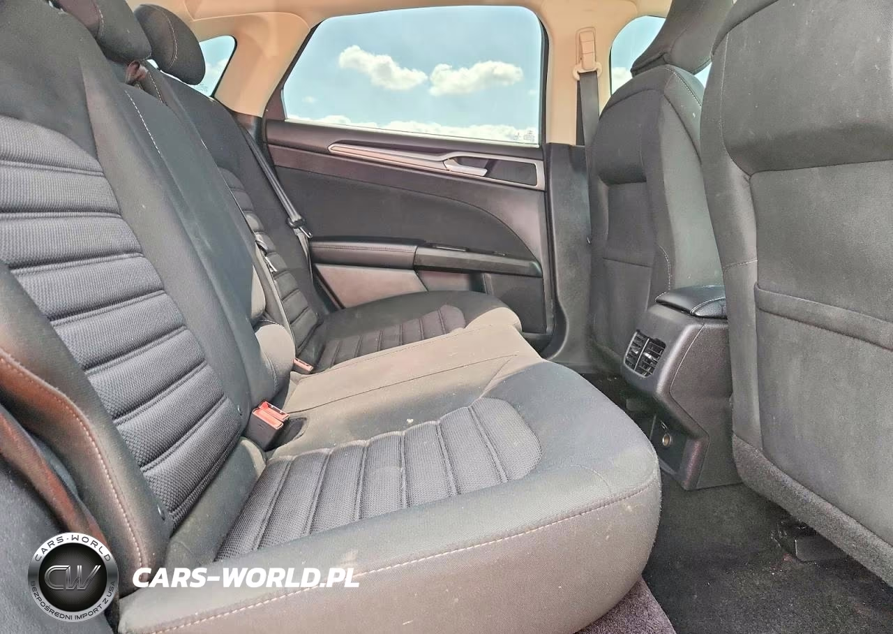 2017 Ford Fusion Se VIN:3FA6P0H76HR276871 - 10