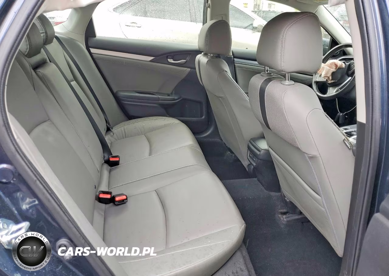 2018 Honda Civic Touring VIN:JHMFC1F96JX021973 - 10
