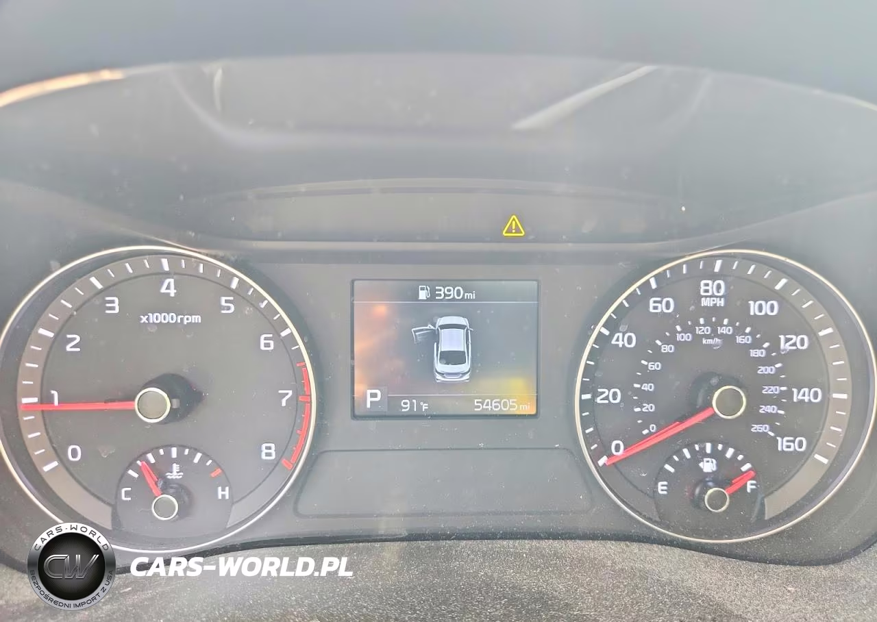 2019 Kia Forte Lxs VIN:3KPF24AD1KE011354 - 9