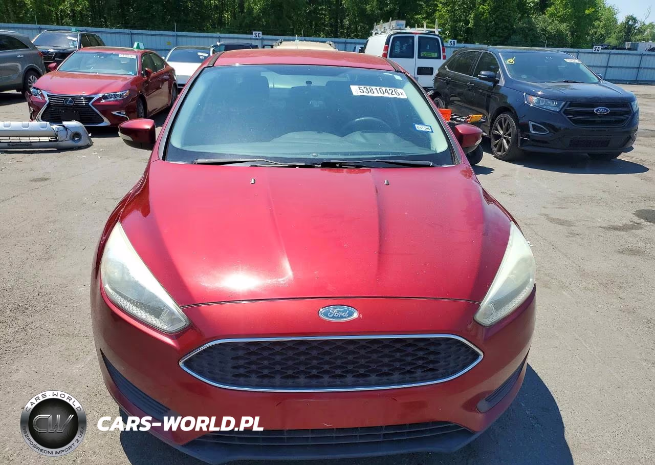 2016 Ford Focus Se VIN:1FADP3FE4GL228132 - 5
