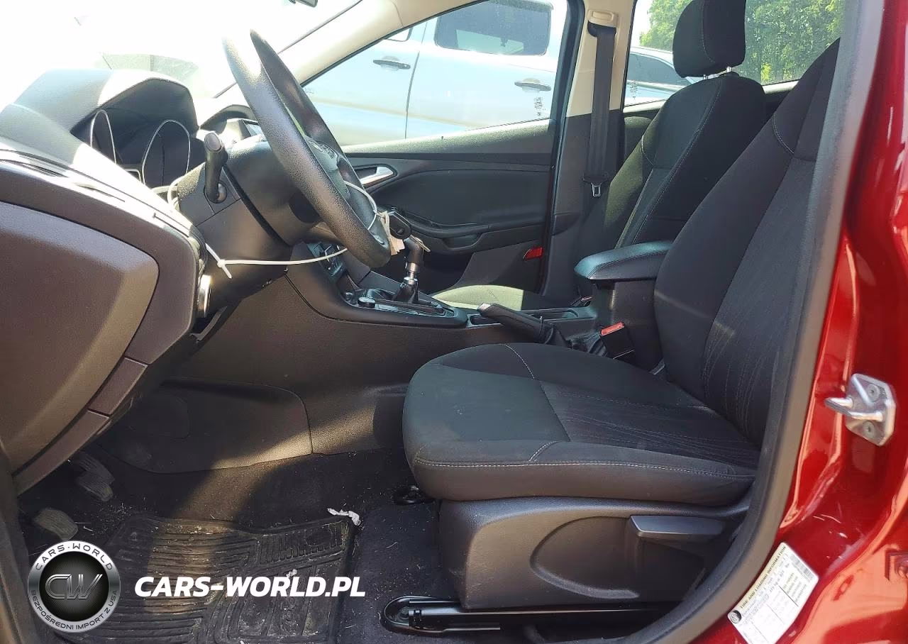 2016 Ford Focus Se VIN:1FADP3FE4GL228132 - 7