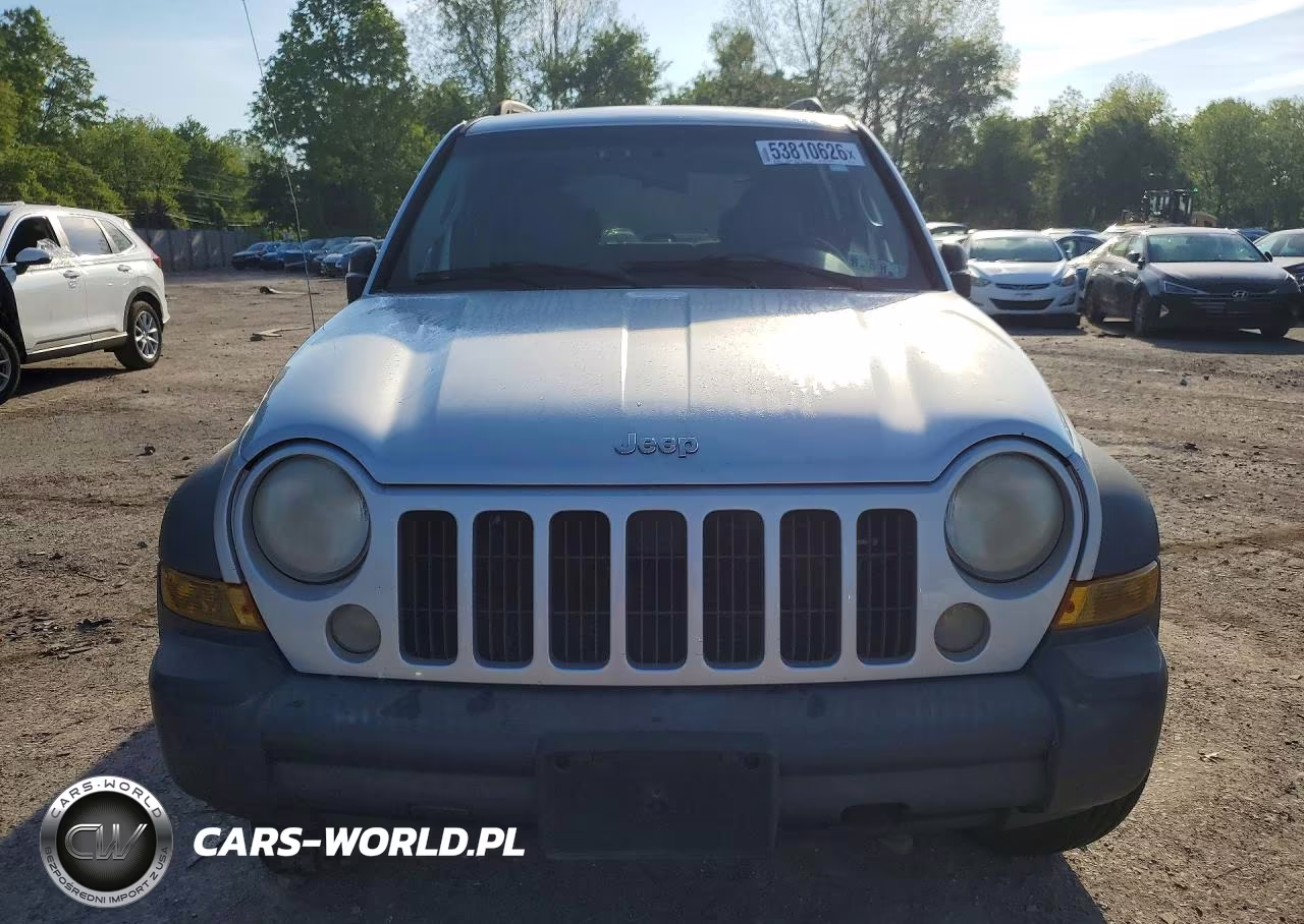 2007 Jeep Liberty Sport VIN:1J4GL48K17W717138 - 5
