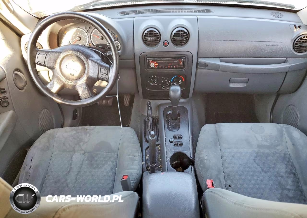 2007 Jeep Liberty Sport VIN:1J4GL48K17W717138 - 8