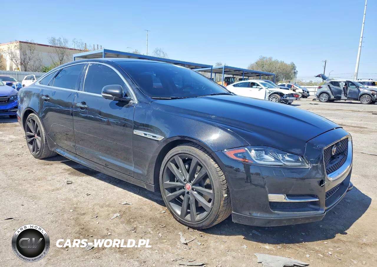 2017 Jaguar Xj VIN:SAJWA1C78H8W08420 - 4