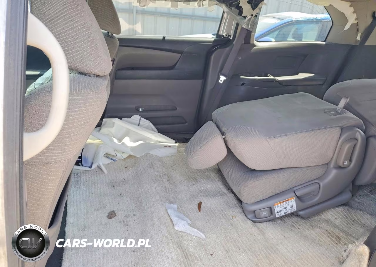 2012 Honda Odyssey VIN:5FNRL5H47CB064982 - 10