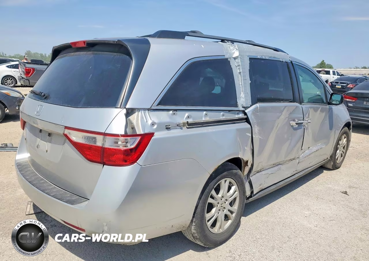 2012 Honda Odyssey VIN:5FNRL5H47CB064982 - 3