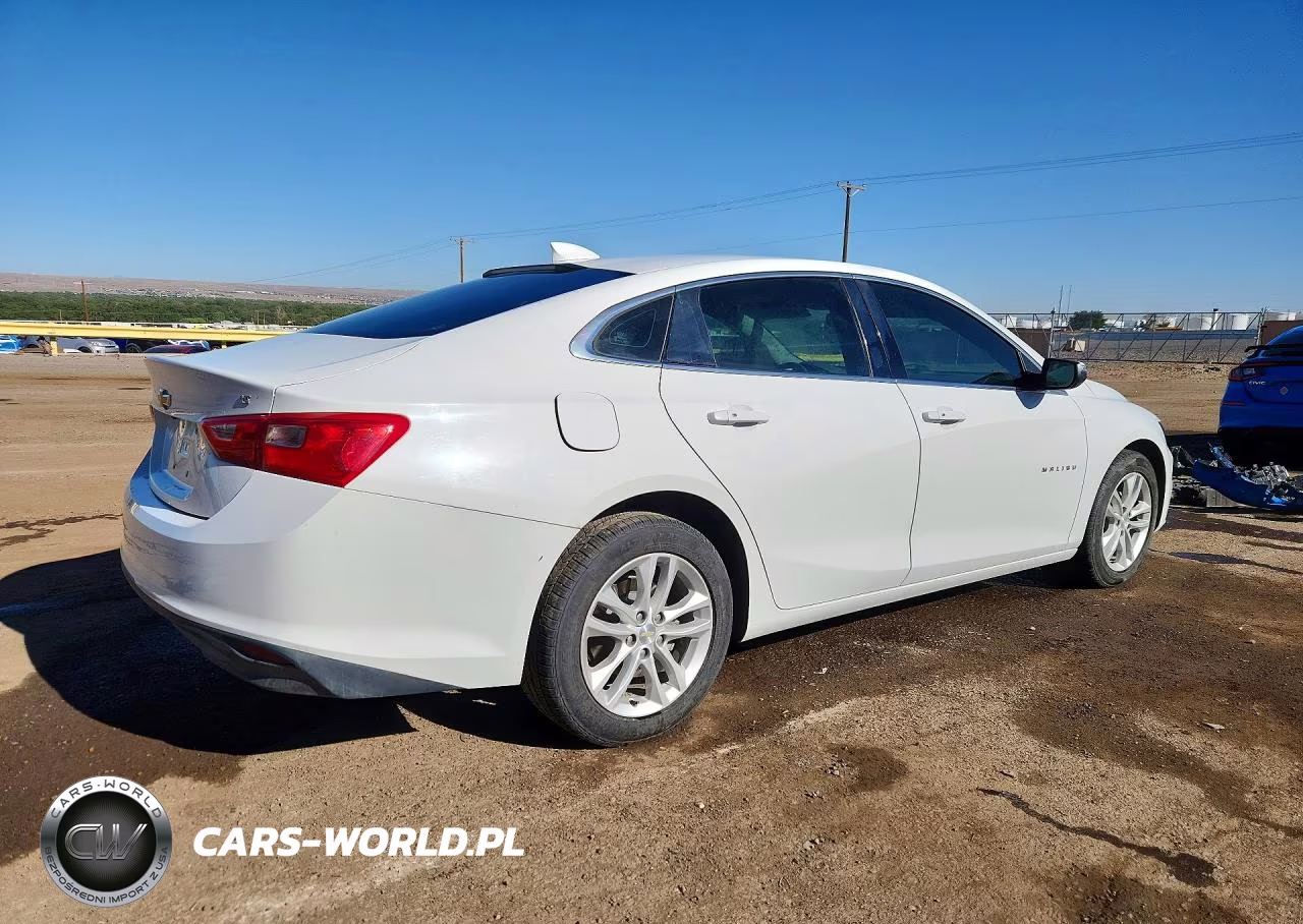 2018 Chevrolet Malibu Lt VIN:1G1ZD5ST2JF219338 - 3