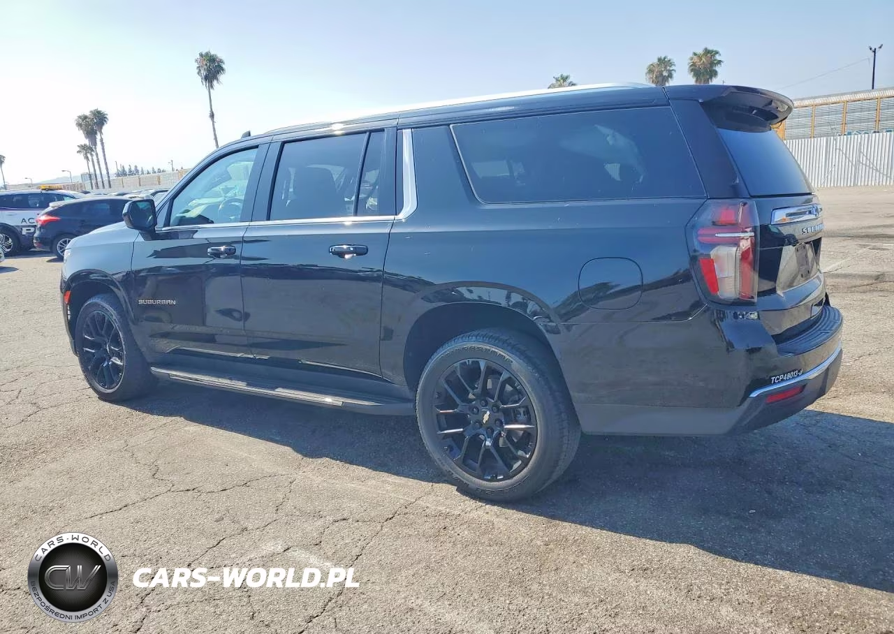 2022 Chevrolet Suburban VIN:1GNSCCKD9NR356443 - 2