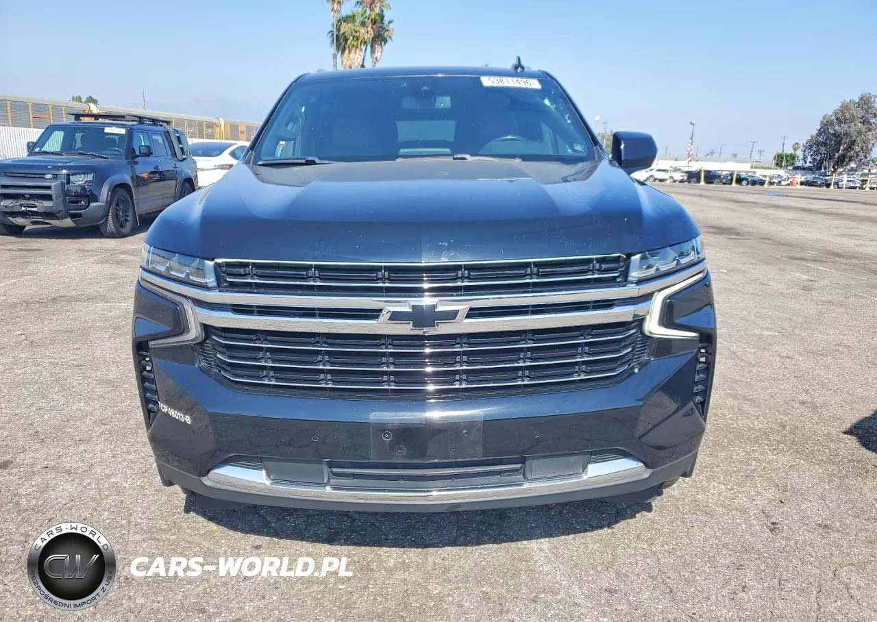 2022 Chevrolet Suburban VIN:1GNSCCKD9NR356443 - 5