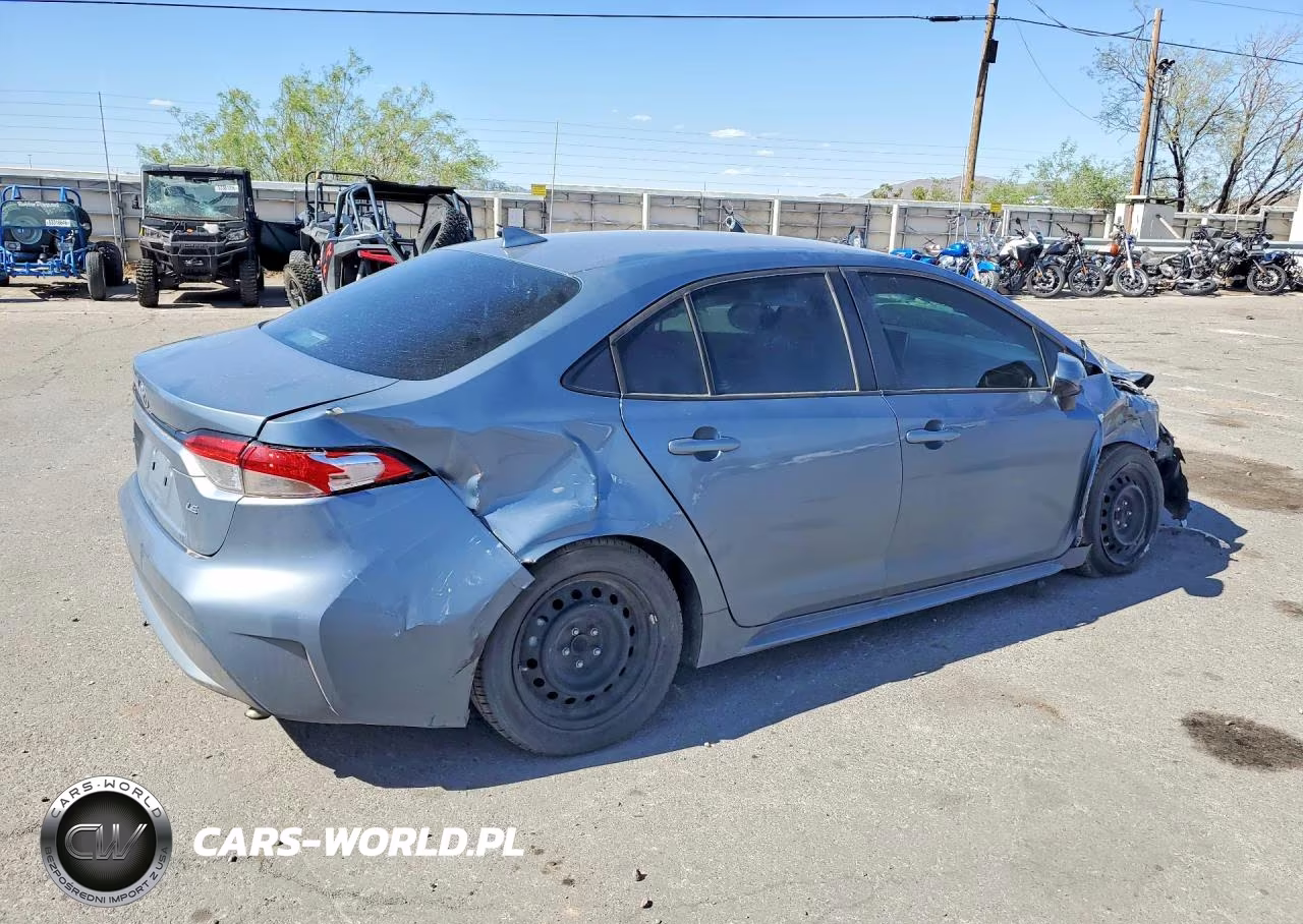 2020 Toyota Corolla Le VIN:5YFEPRAE1LP108654 - 3