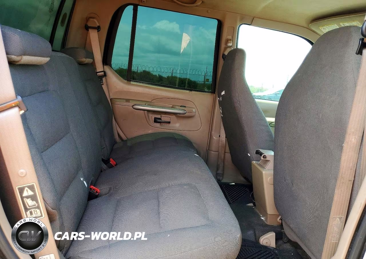 2002 Ford Explorer Sport Trac VIN:1FMZU67E72UC99994 - 10