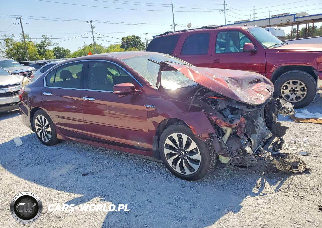 2017 Honda Accord Touring Hybrid VIN:JHMCR6F74HC014437 - 4