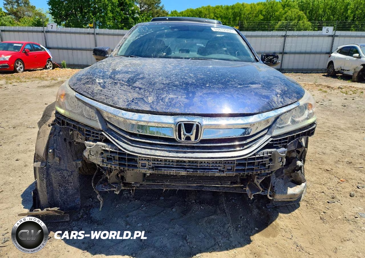 2017 Honda Accord Exl VIN:1HGCR3F00HA006660 - 5