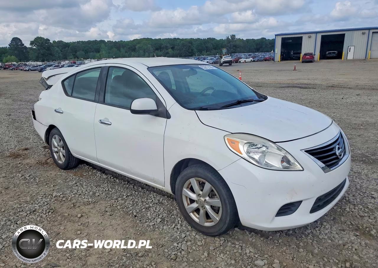 2014 Nissan Versa VIN:3N1CN7AP4EL809730 - 4