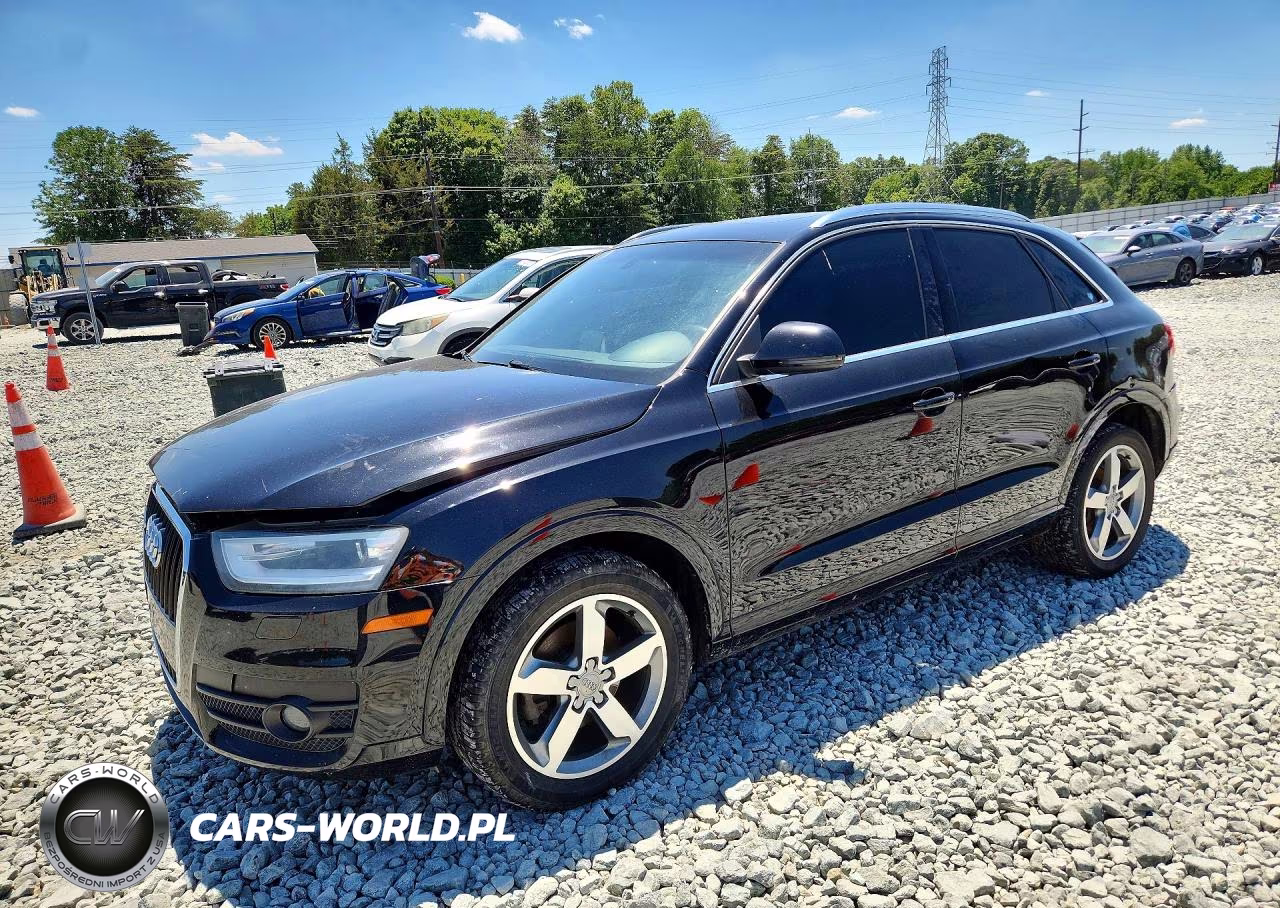 2015 Audi Q3 Premium Plus VIN:WA1EFCFS1FR012719 - 1