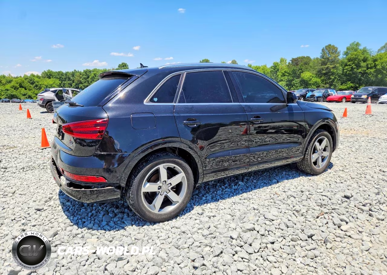 2015 Audi Q3 Premium Plus VIN:WA1EFCFS1FR012719 - 3