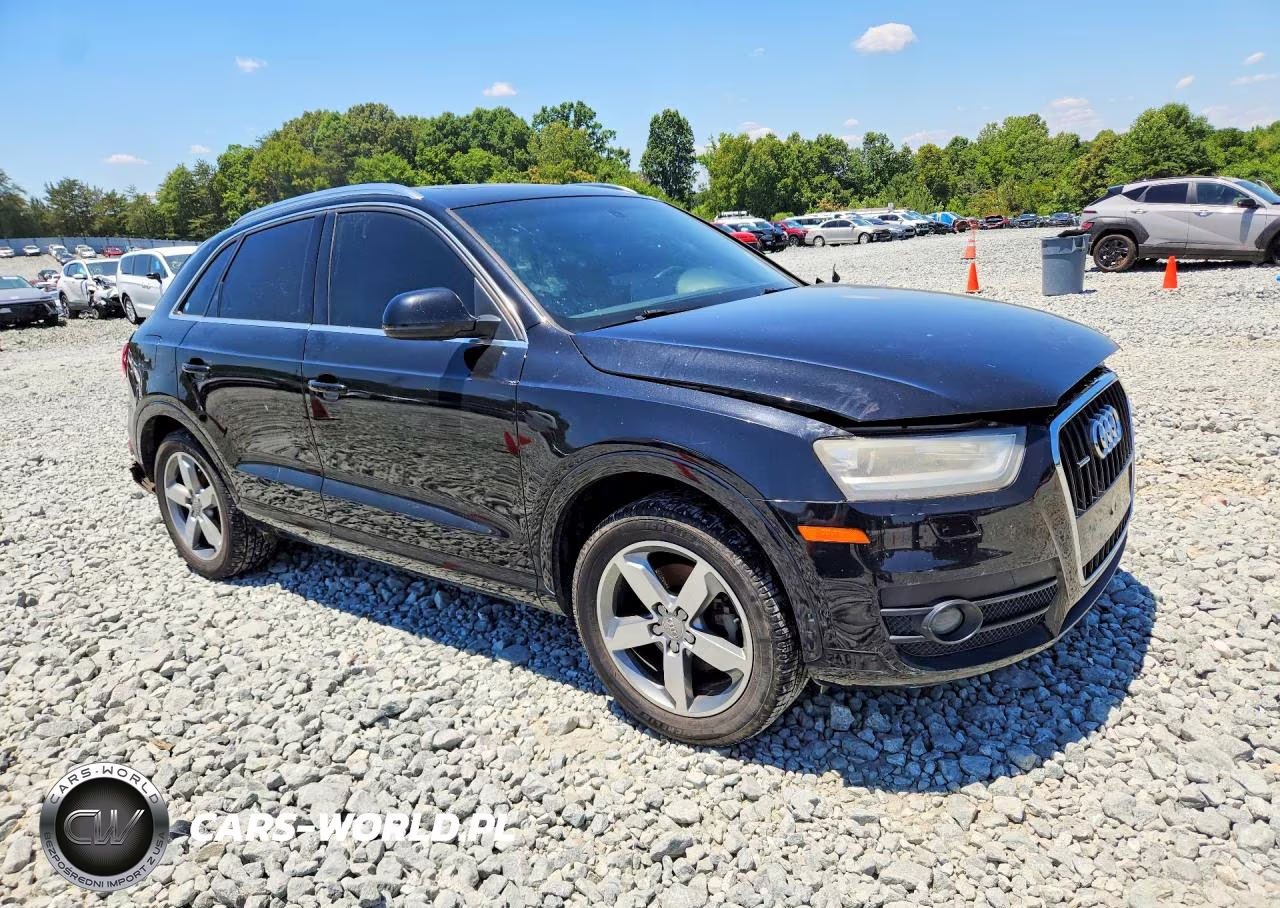 2015 Audi Q3 Premium Plus VIN:WA1EFCFS1FR012719 - 4