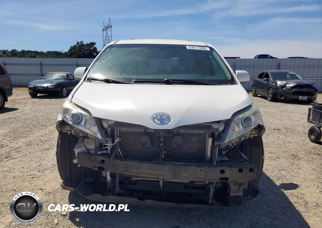 2016 Toyota Sienna Le VIN:5TDKK3DC7GS745652 - 5