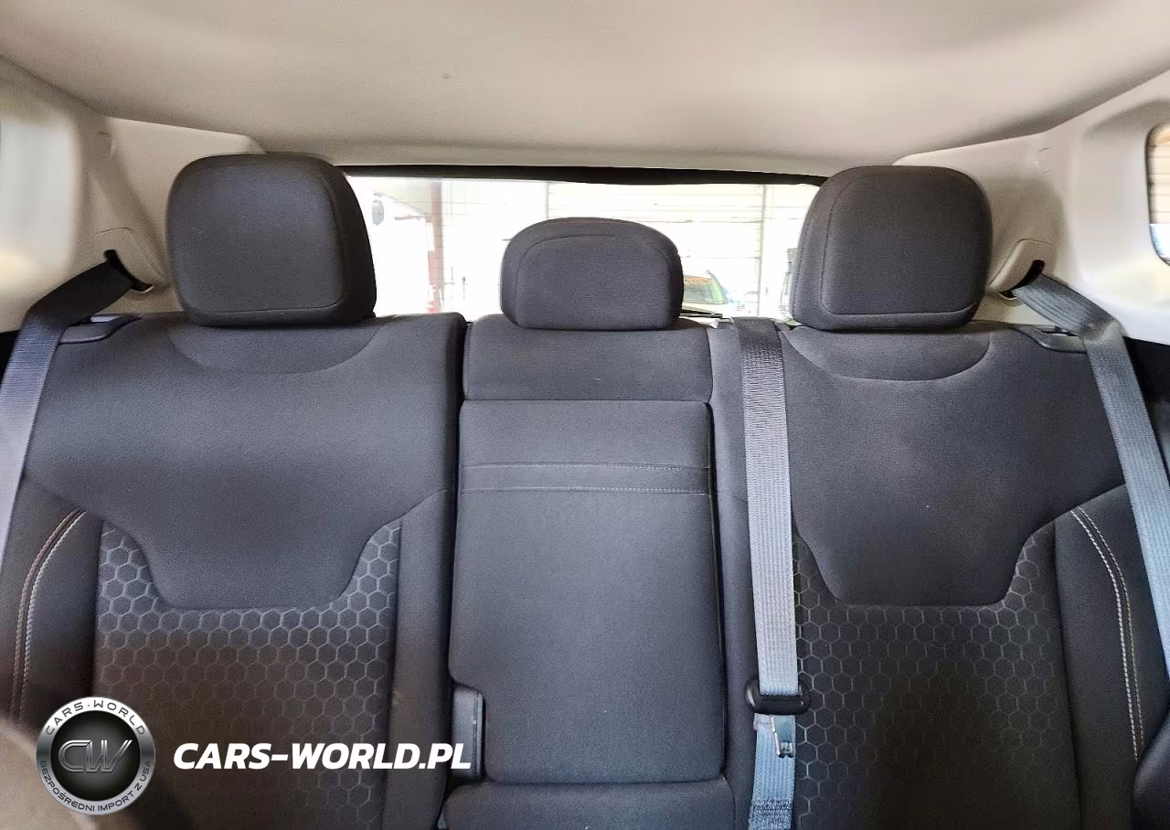 2017 Jeep Compass Sport VIN:3C4NJCAB7HT658191 - 10