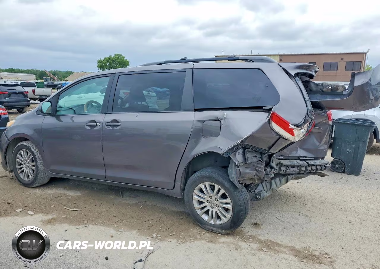 2011 Toyota Sienna Xle 8-Passenger VIN:5TDYK3DC3BS133306 - 2
