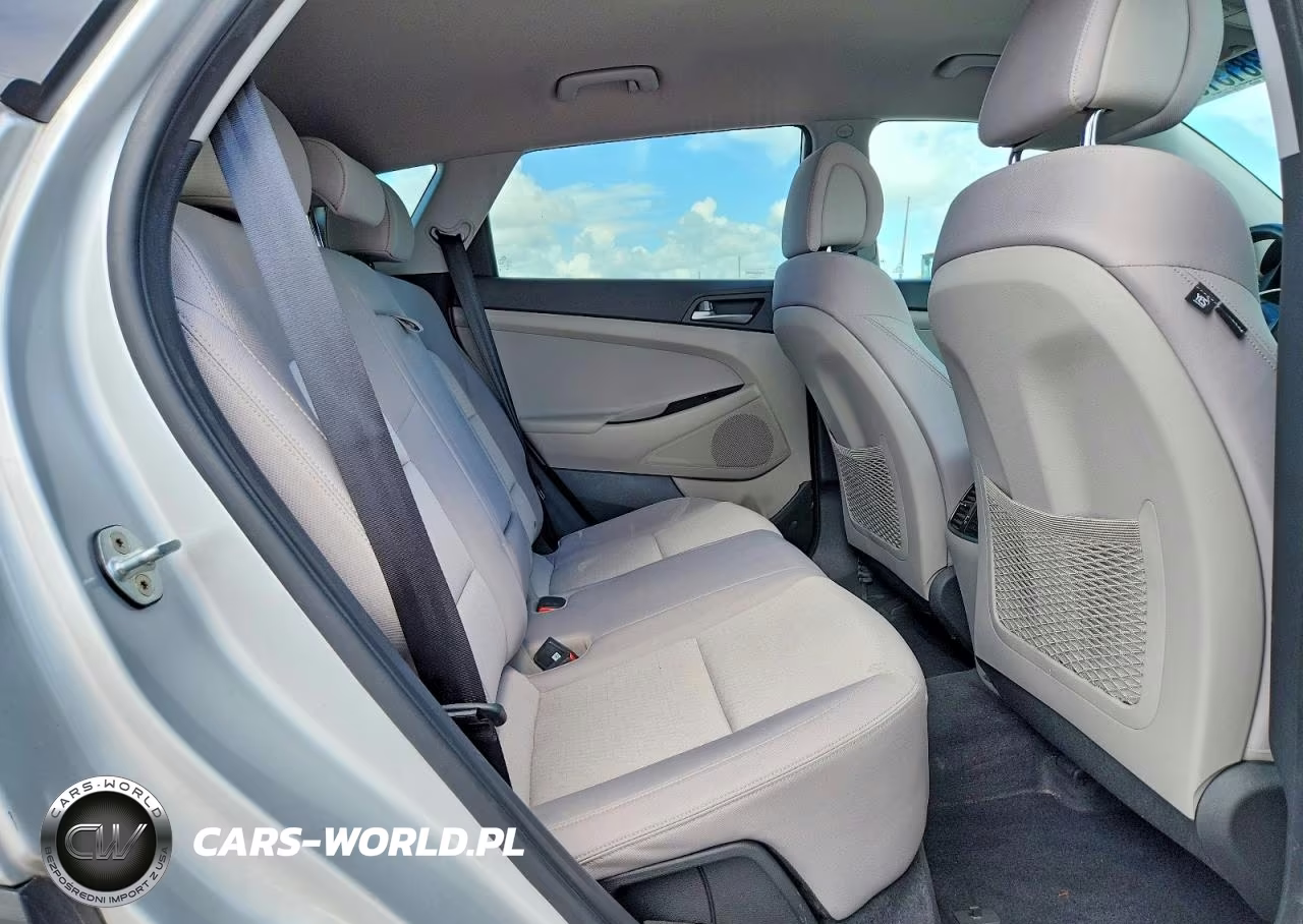 2017 Hyundai Tucson Sport VIN:KM8J3CA29HU301797 - 11