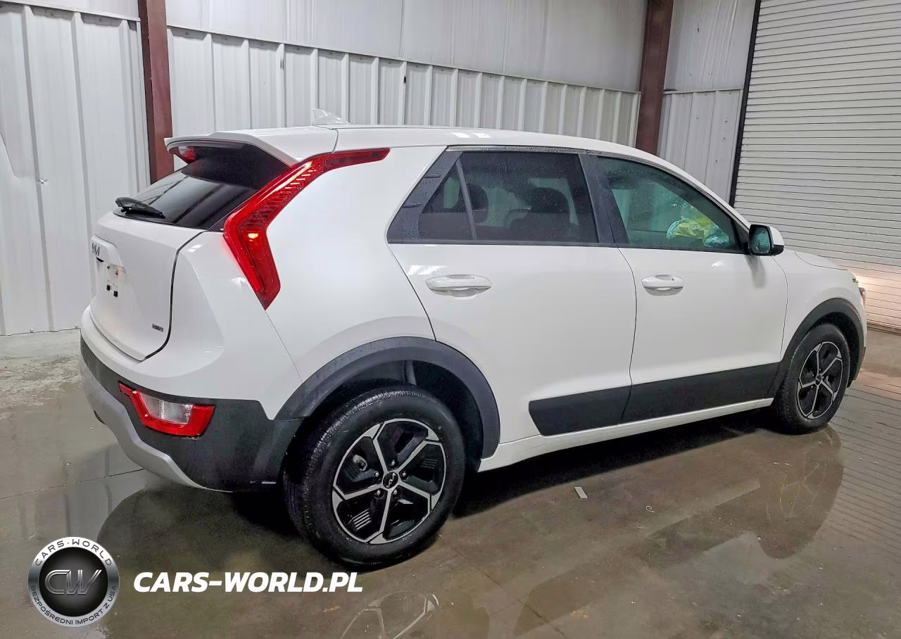 2026 Kia Niro Lx VIN:KNDCP3LEXT5340278 - 3