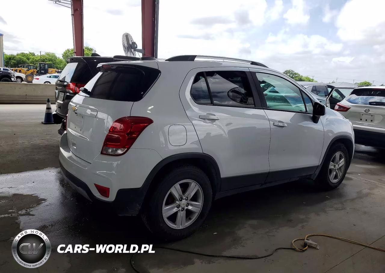 2021 Chevrolet Trax 1Lt VIN:KL7CJLSB6MB324541 - 3