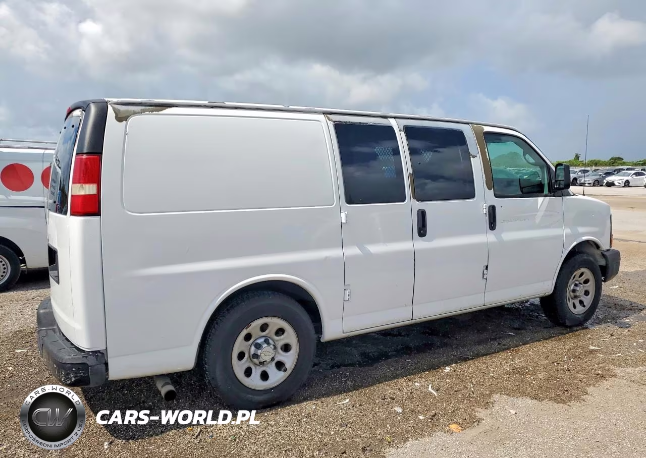 2010 Chevrolet Express 1500 Cargo Delivery Van VIN:1GCUGADX8A1171259 - 3