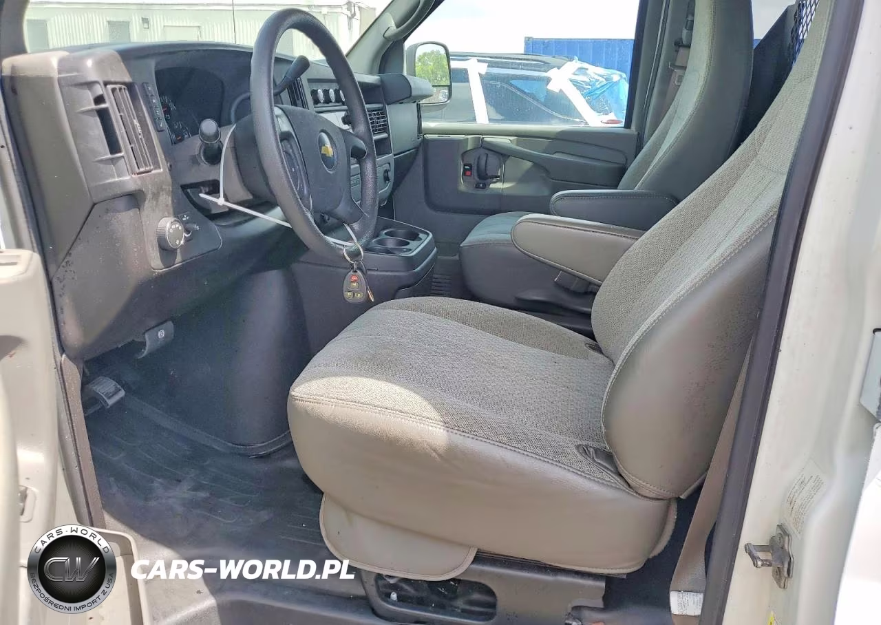 2010 Chevrolet Express 1500 Cargo Delivery Van VIN:1GCUGADX8A1171259 - 7