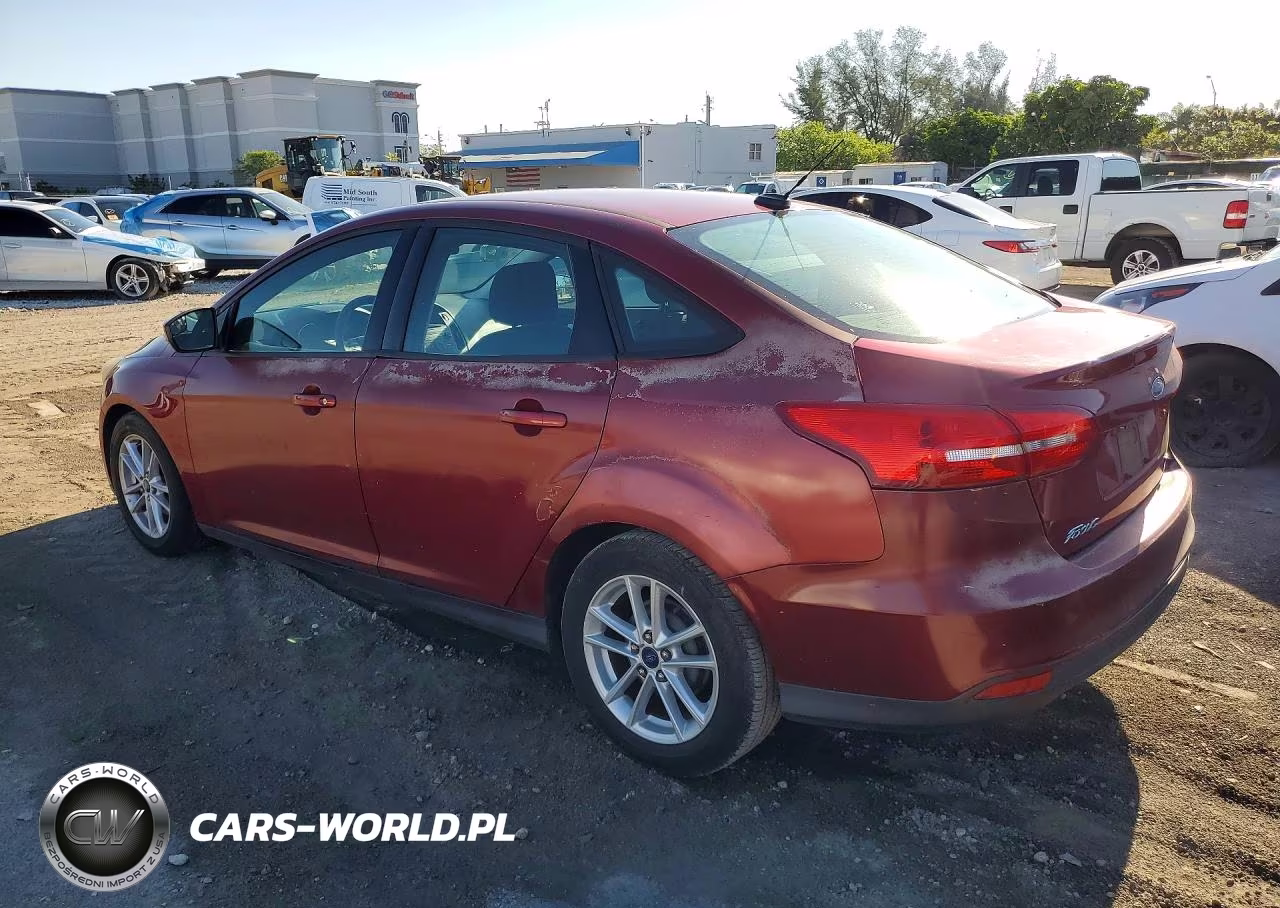 2015 Ford Focus Se VIN:1FADP3F28FL270842 - 2