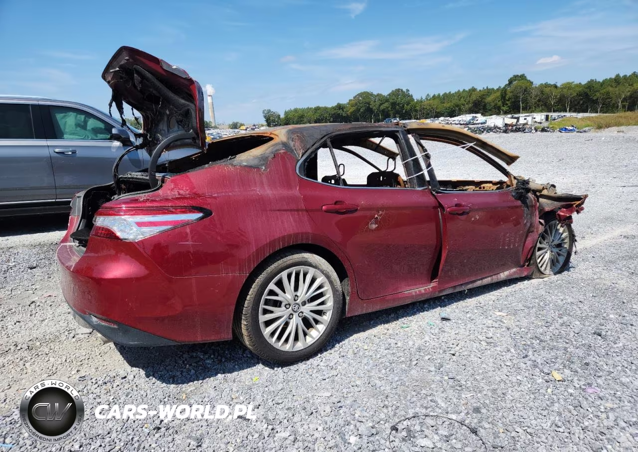 2019 Toyota Camry Xle VIN:4T1B11HK1KU233801 - 3