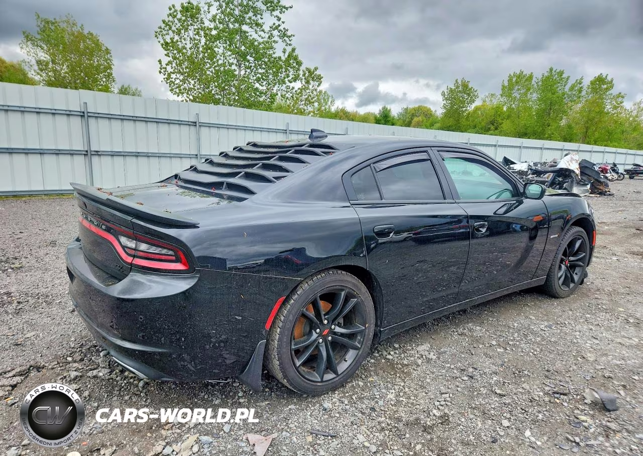 2018 Dodge Charger R VIN:2C3CDXCT3JH289361 - 3
