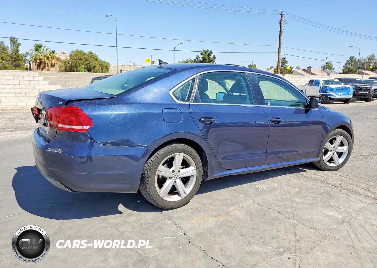 2012 Volk Passat VIN:1VWBP7A38CC077379 - 3