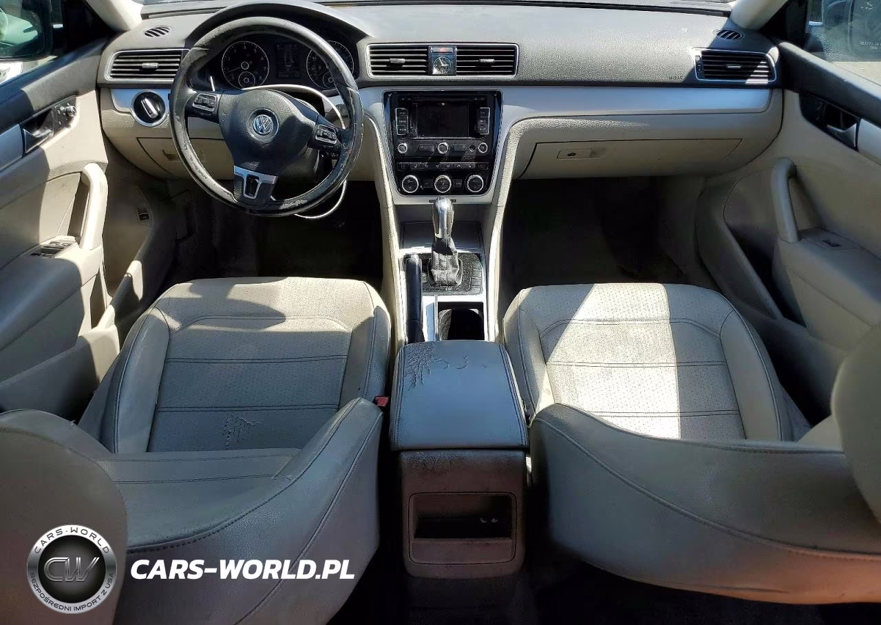 2012 Volk Passat VIN:1VWBP7A38CC077379 - 8