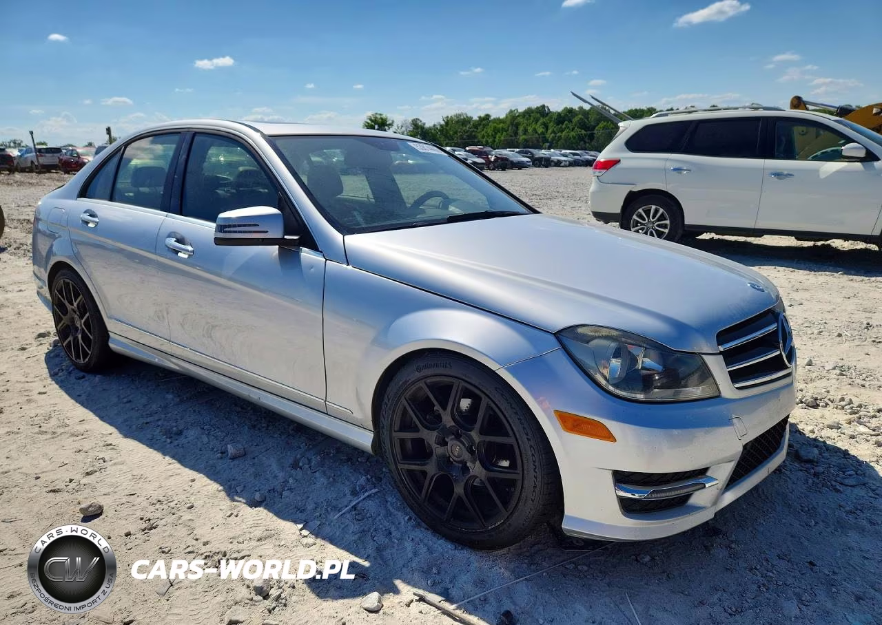 2014 Mercedes-Benz C 250 VIN:WDDGF4HB9EA964789 - 4