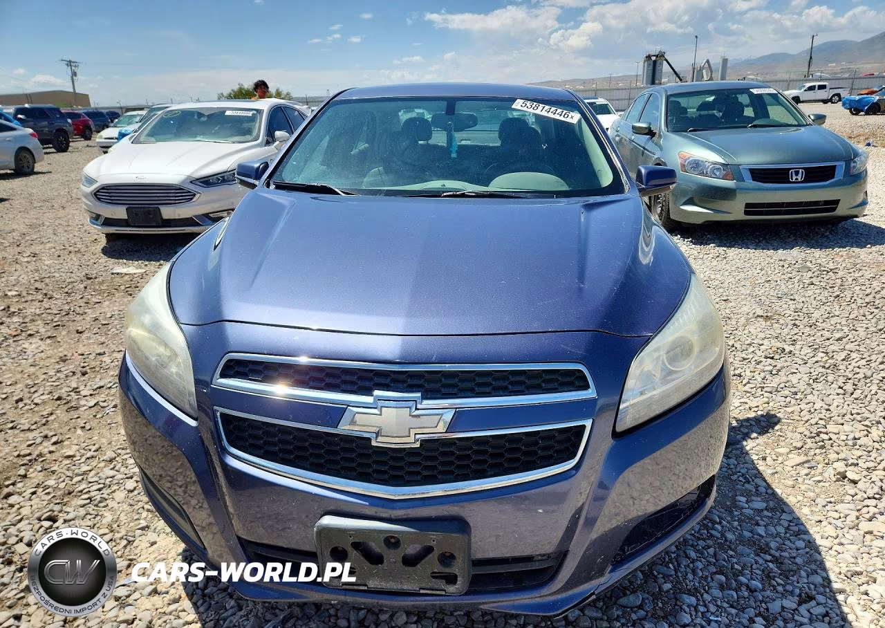 2013 Chevrolet Malibu VIN:1G11C5SA9DF217136 - 5