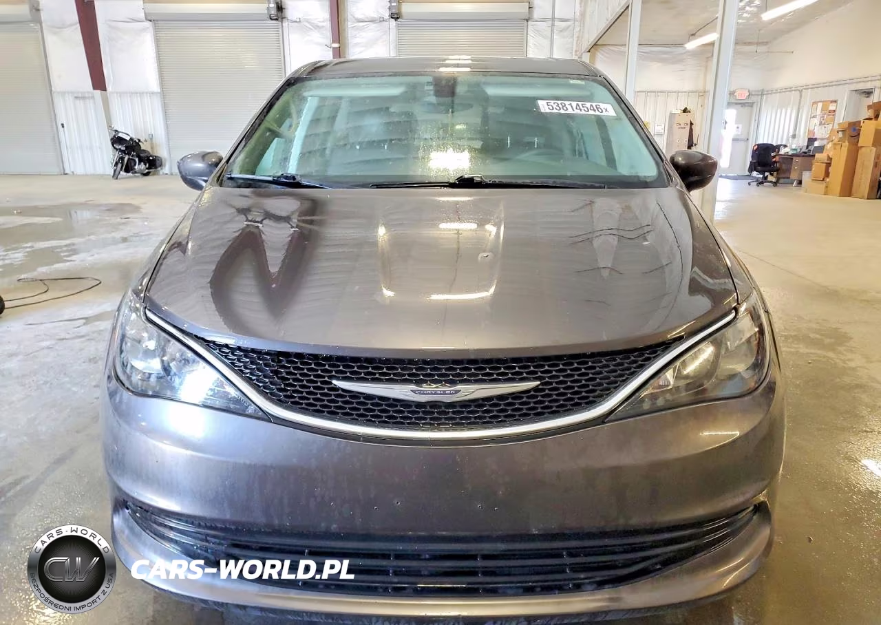 2017 Chrysler Pacifica Lx VIN:2C4RC1CG0HR815958 - 5