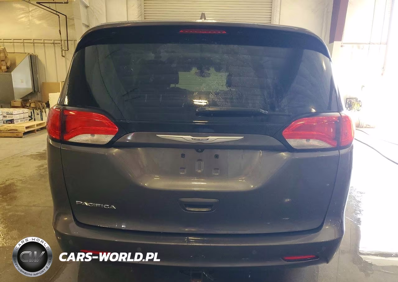 2017 Chrysler Pacifica Lx VIN:2C4RC1CG0HR815958 - 6