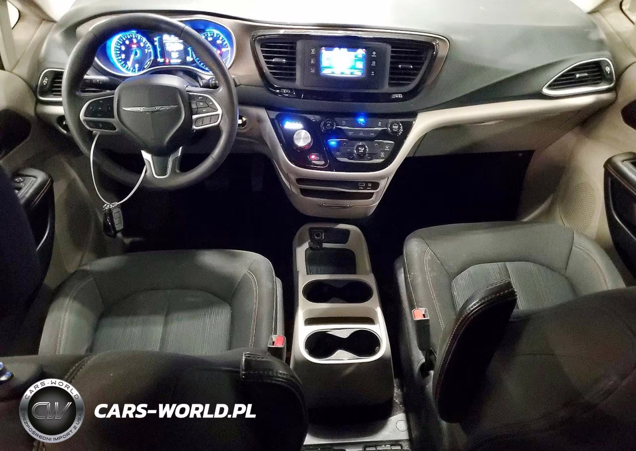2017 Chrysler Pacifica Lx VIN:2C4RC1CG0HR815958 - 8
