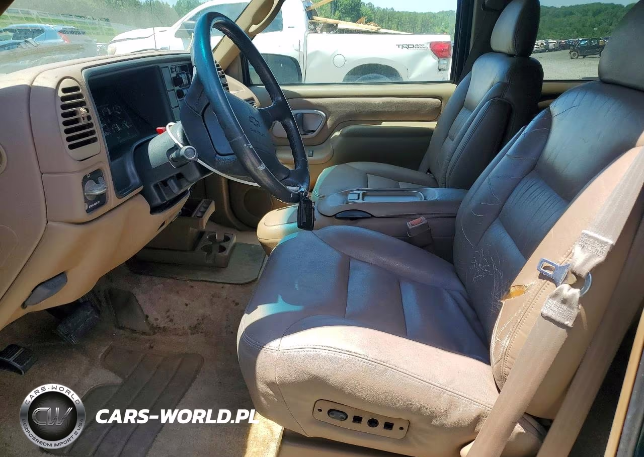1995 Chevrolet Suburban VIN:3GNEC16K9SG104410 - 7