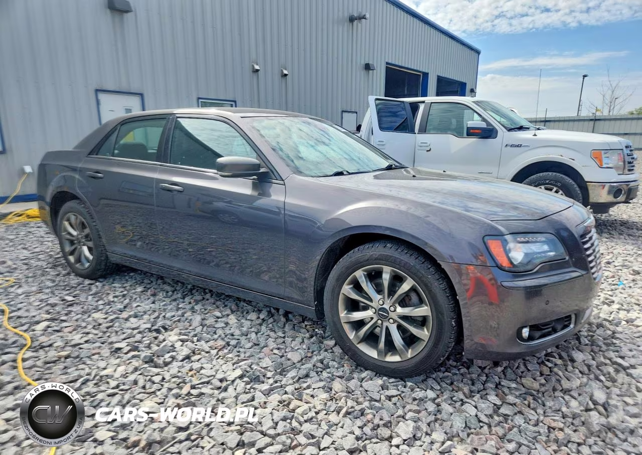 2014 Chrysler 300 S VIN:2C3CCAGG7EH376859 - 4