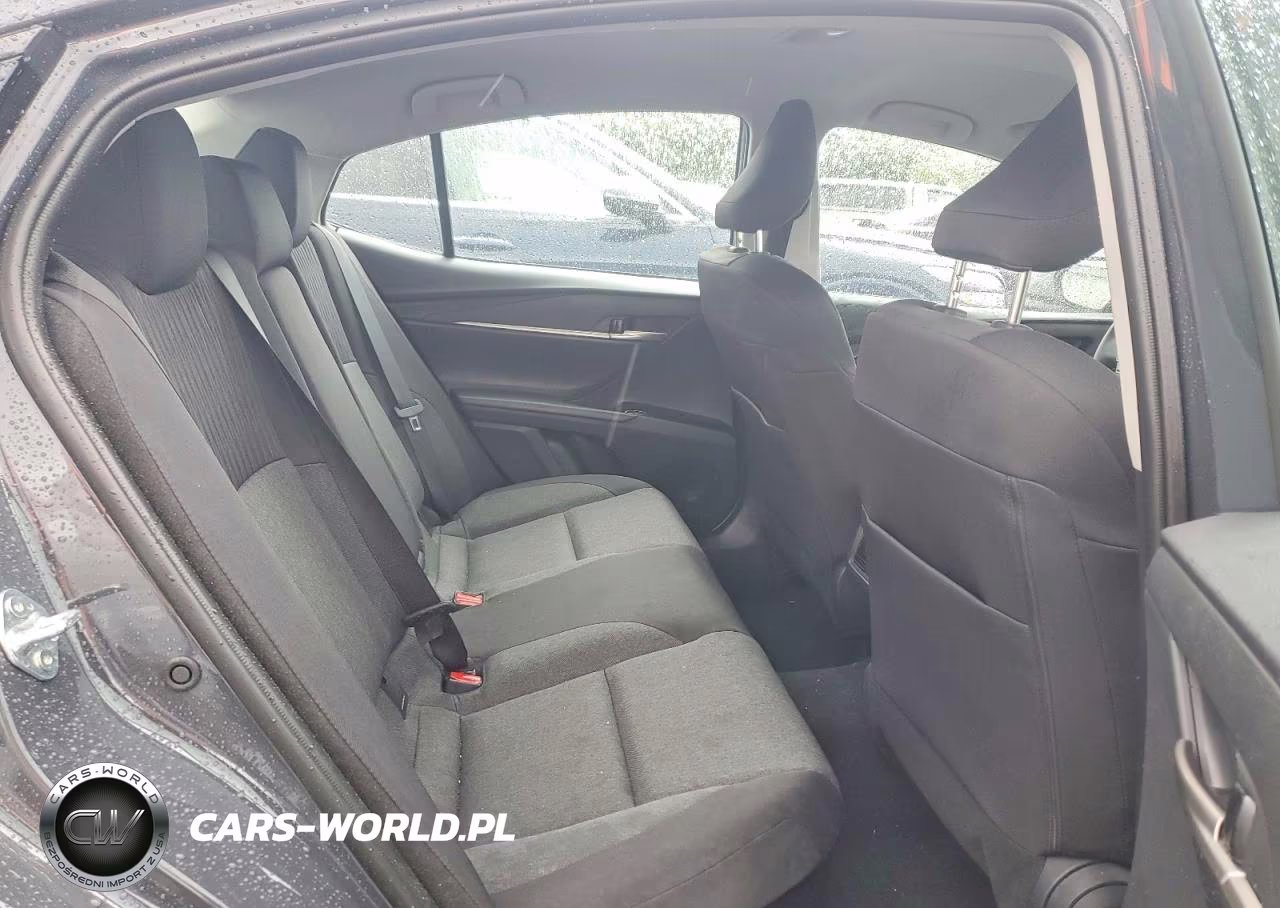 2026 Toyota Camry Le VIN:4T1DAACK8TU275447 - 10