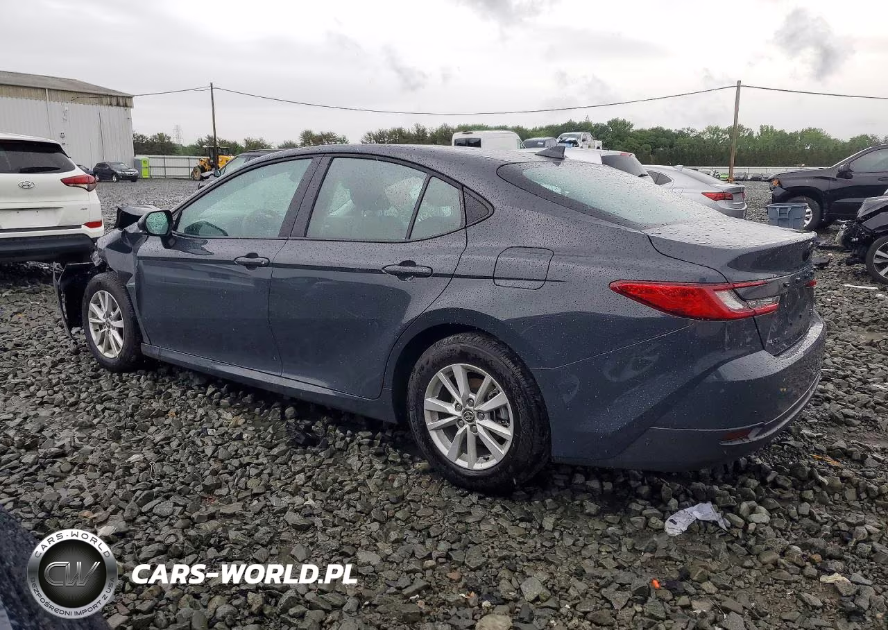 2026 Toyota Camry Le VIN:4T1DAACK8TU275447 - 2