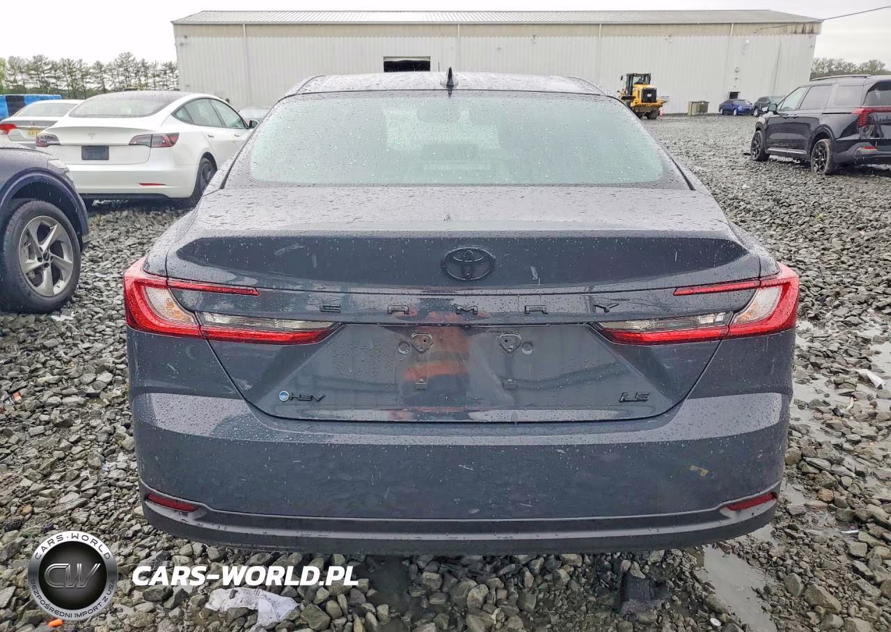 2026 Toyota Camry Le VIN:4T1DAACK8TU275447 - 6
