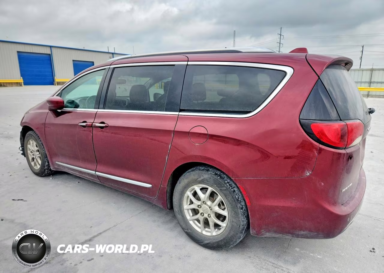 2020 Chrysler Pacifica Touring L VIN:2C4RC1BG4LR123485 - 2