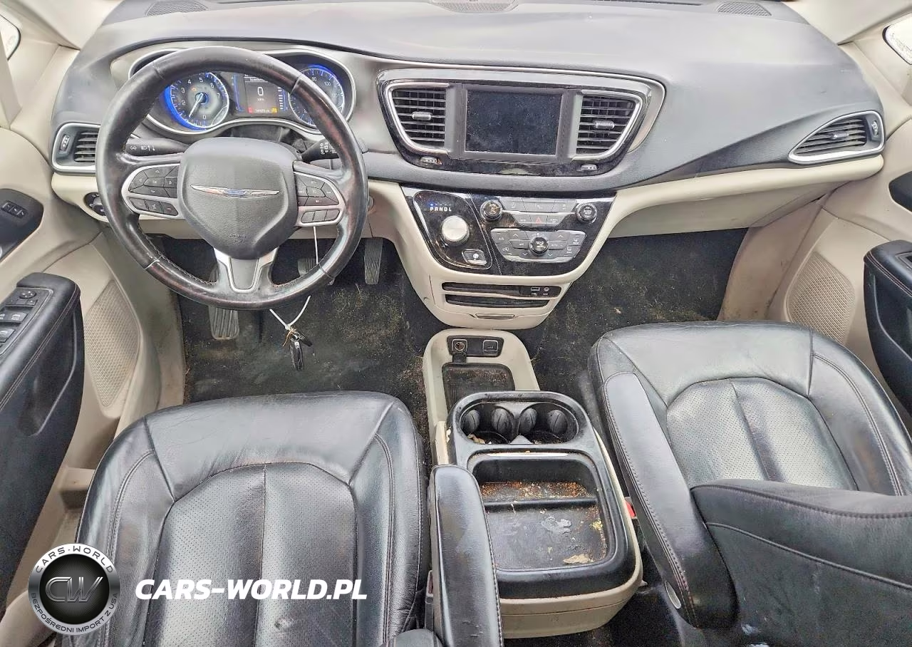 2020 Chrysler Pacifica Touring L VIN:2C4RC1BG4LR123485 - 8