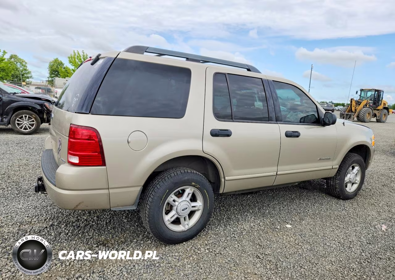 2005 Ford Explorer Xlt VIN:1FMZU73K25ZA63648 - 3