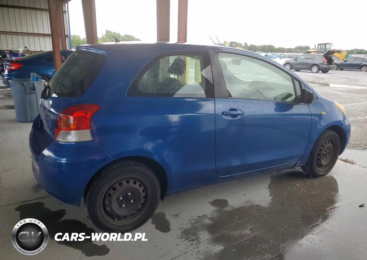 2010 Toyota Yaris Base VIN:JTDJT4K33A5288689 - 3